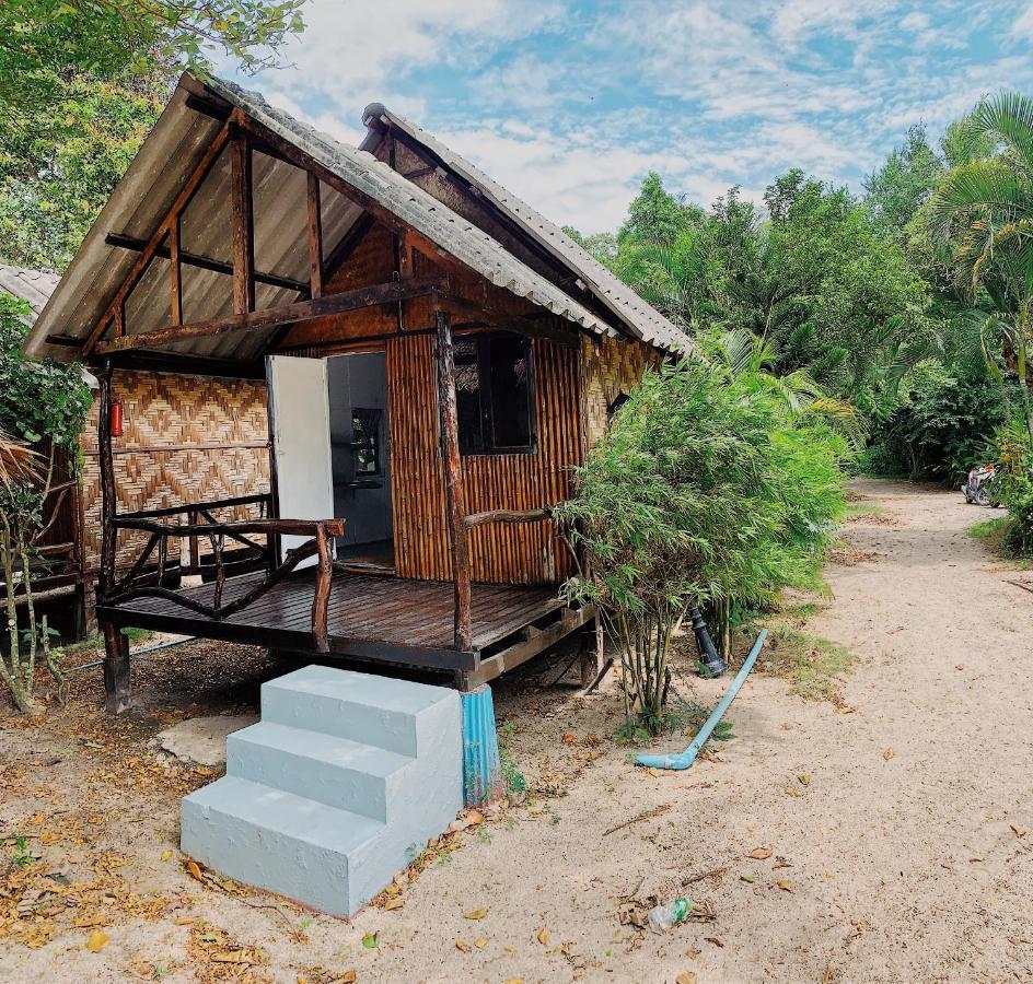 Munchies Bungalows Baan Tai Eksteriør bilde