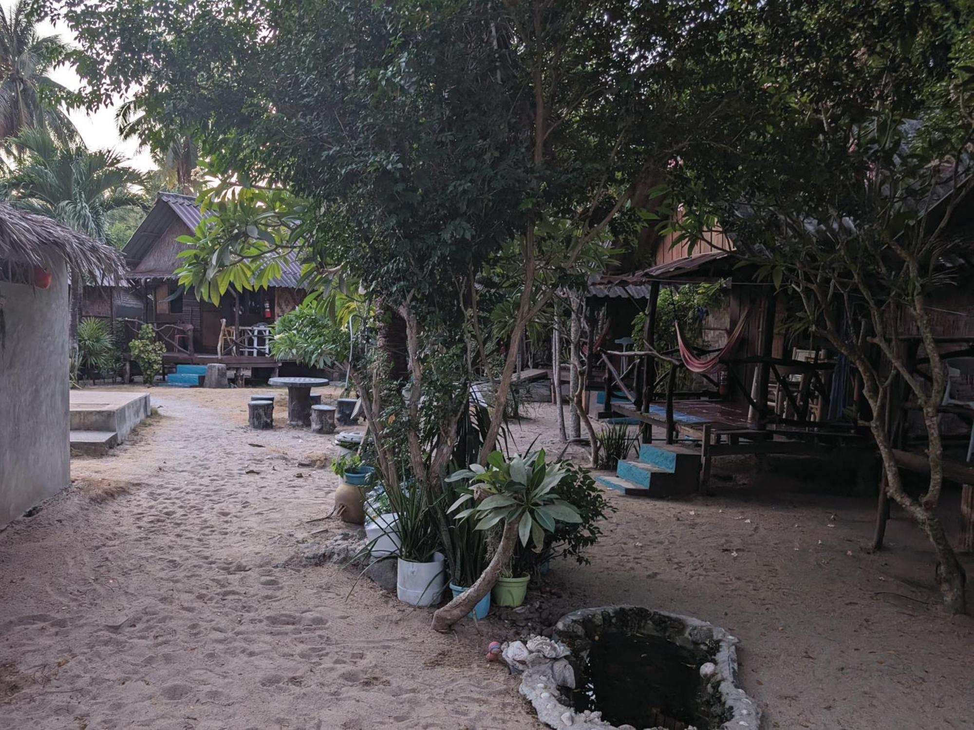Munchies Bungalows Baan Tai Eksteriør bilde